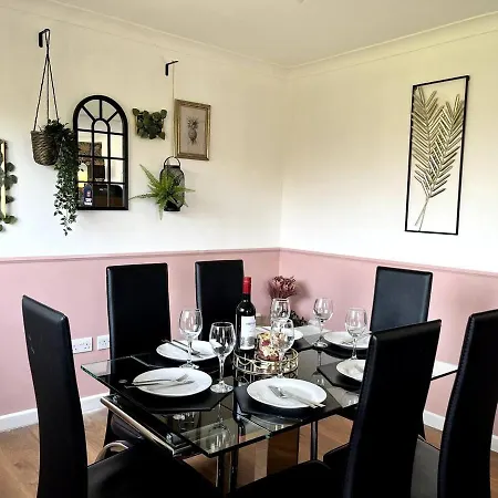 Pet Friendly, View, Parking, Golf Nearby Appartement